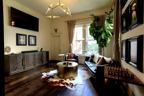 Private Lounge | Celebrate in Duboce Triangle - Anniversary in San Francisco - Featured image