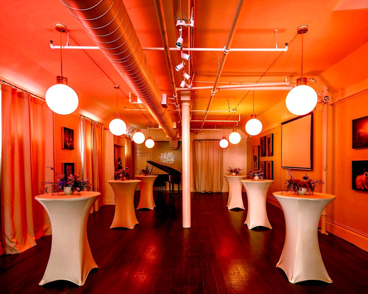 Gorgeous Event Hall with Sound System for Up to 100 Guests - Gallery image