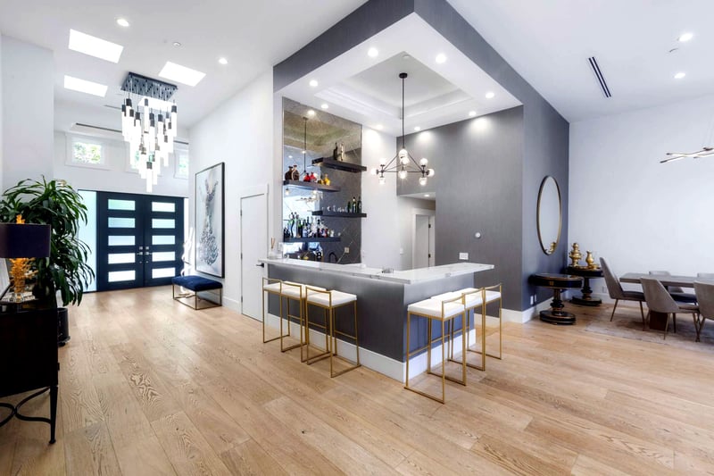 Spacious Venue for Events in University Heights - Gallery image
