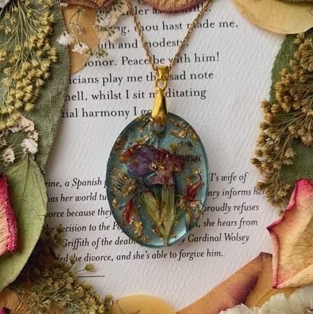 Floral Resin Jewelry Workshop: Earrings, Pendants, Keychains - Anniversary in Santa Clara - Featured image