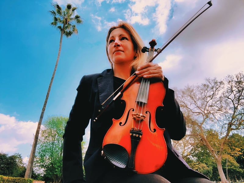 Live Violin Music for Events in Los Angeles - Gallery image