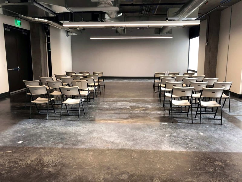 Spacious Warehouse for Special Occasions in Design District - Gallery image