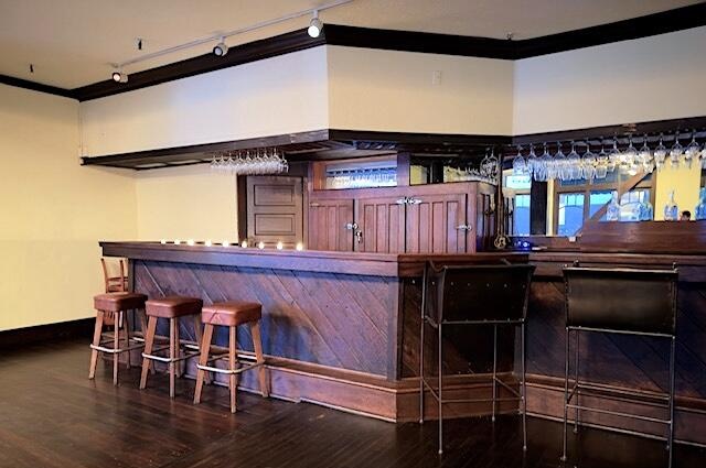 Elegant Craft Dining Event Space - Gallery image