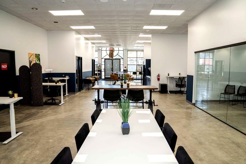 Multipurpose Space with Natural Light for Events in Moraga Blvd - Gallery image