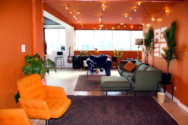 Multipurpose Space with Natural Light for Events - Anniversary in Oakland - Featured image
