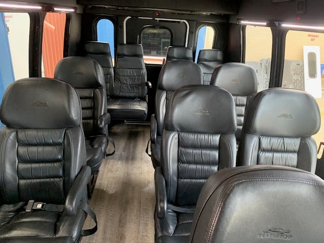 12 Passenger Executive Limousine Bus Rental for Weddings & Events - Featured image