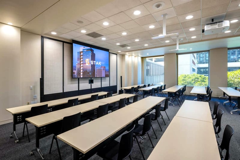 Elegant Meeting Room for Special Occasions - Gallery image