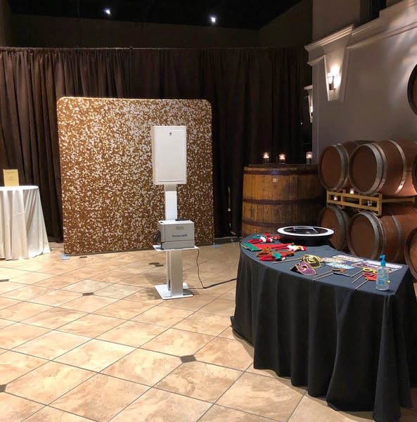 Weekday Photobooth Rental, 2 Hours With Prints + Custom Design - Featured image