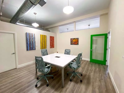 Enchanting Meeting Room for Memorable Events in Oakland