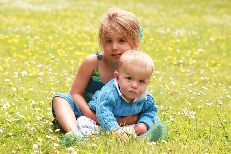 Family Portrait Photography One-Hour Outdoor Family Session - Gallery image