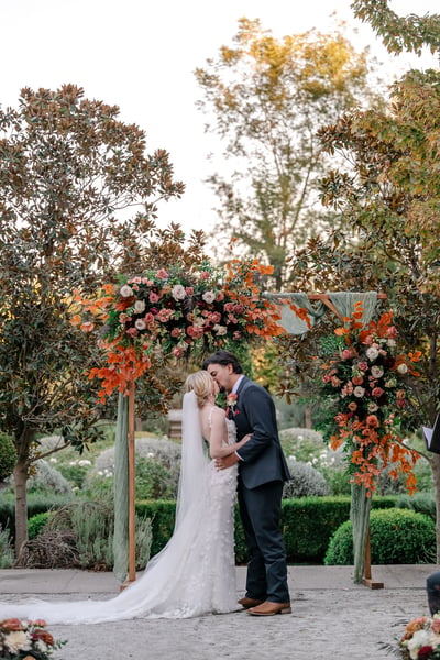Wine Country Wedding Photography Eight-Hour Signature - Gallery image