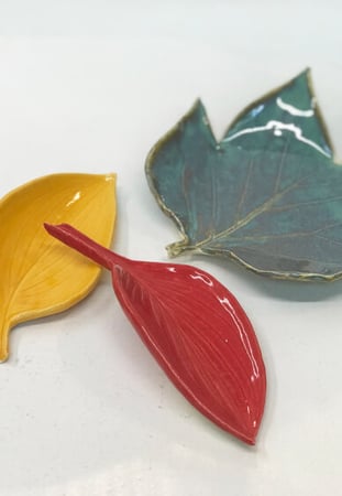 Pottery and Leaf Printing Workshop for Team Building - Team Building in Benicia - Featured image