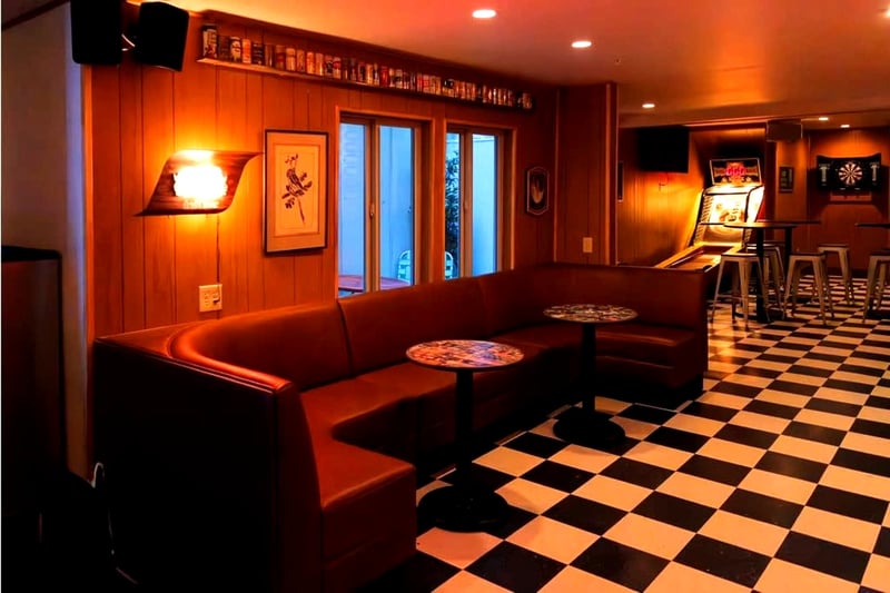 Inviting Bar & Lounge for Celebrations in Marina in San Francisco - Gallery image