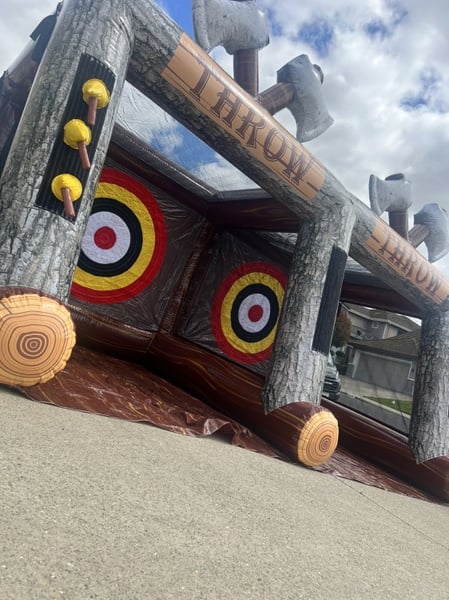 Dual Lane Axe Throwing Rental — Daily Team Building - Featured image