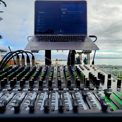 Wedding Sound System Rental with Speaker and Microphone - Gallery image