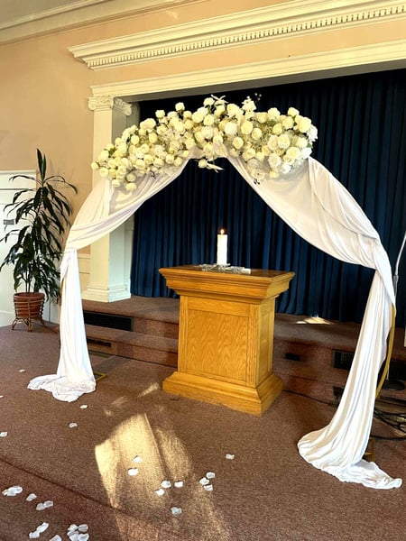 Splendid Venue for Special Occasions - Gallery image