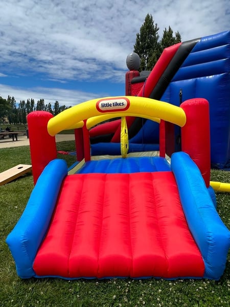 Basic Castle 4-in-1 Dry Combo Bounce House Rental Daily - Gallery image