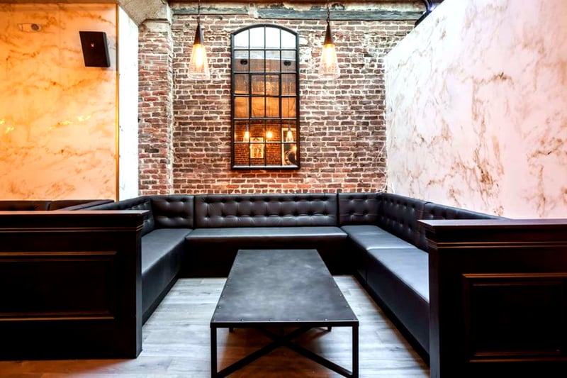 Expansive Bar & Lounge for Gatherings in Financial District - Gallery image