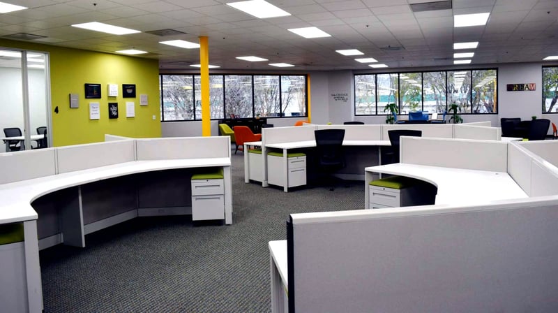 Spacious Boardroom with Projector for Up to 10 Guests, 500 Sq Ft - Gallery image