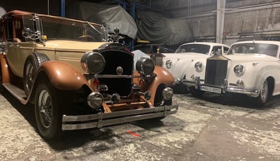 1928 Packard Town Car Luxury Rental for Weddings, Proms & Parties