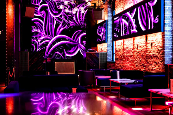 Expansive Bar & Lounge for Your Next Event in SoMa - Anniversary in San Francisco - Featured image