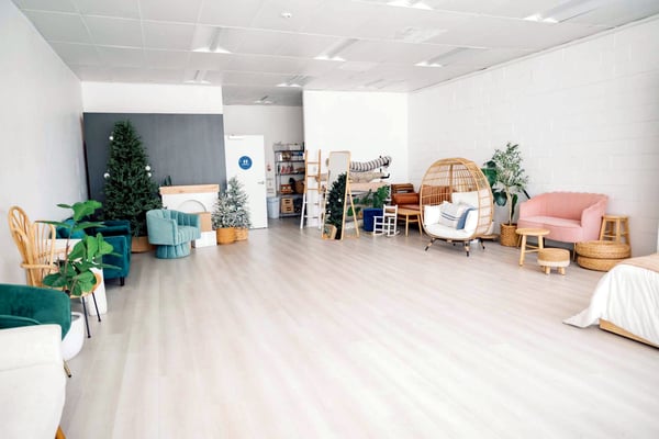 Intimate Photo Studio with Natural Light - Anniversary in Dublin - Featured image