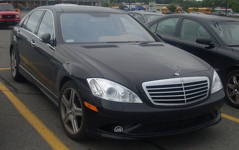 Mercedes S500 Chauffeured Service for Celebrations & Group Travel - Gallery image