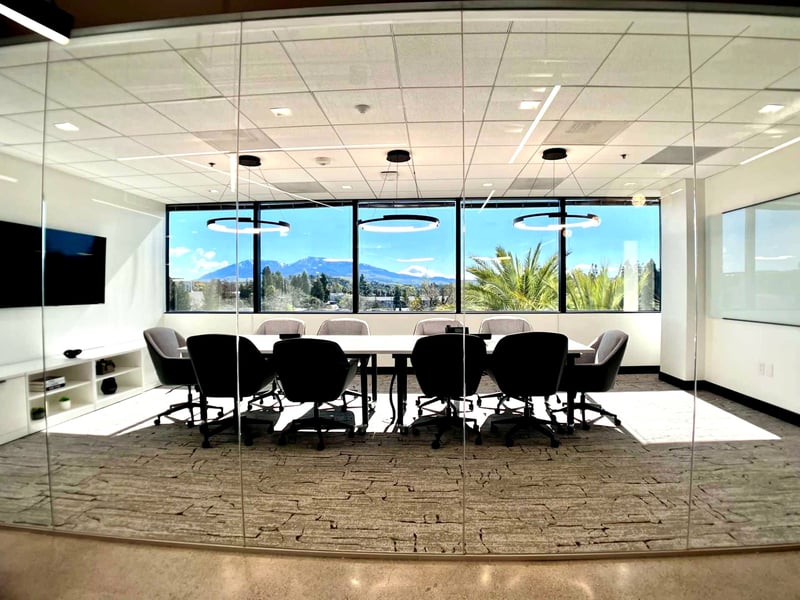 Distinctive Meeting Room for Celebrations - Gallery image