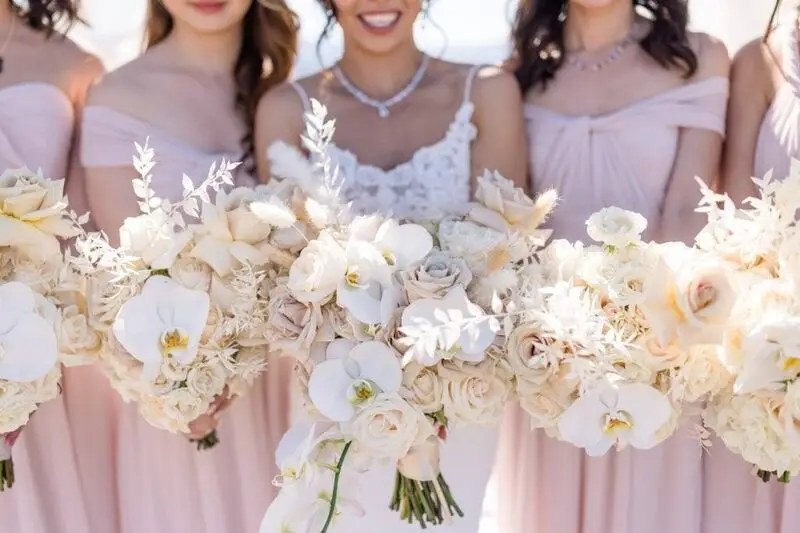 Wedding Elopement Florals with Bridal Bouquet and Boutonniere - Featured image