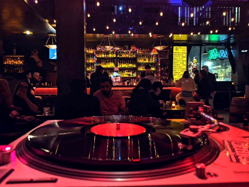Private Bar & Lounge for Hosting in Lower Nob Hill - Gallery image
