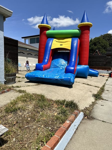 Basic Castle 4-in-1 Dry Combo Bounce House Rental Daily - Gallery image
