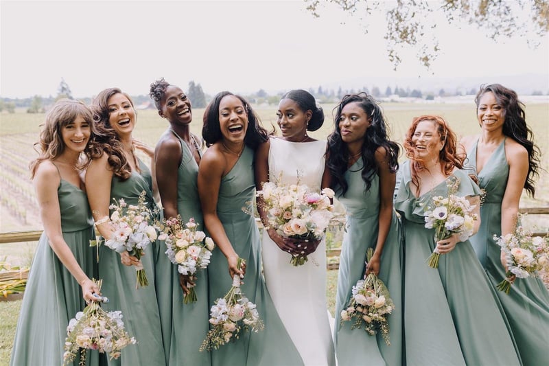 Full-Service Wedding Floral Design for Grand Celebrations - Featured image