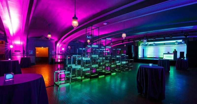 Modern Event Hall for 600 Guests - Gallery image