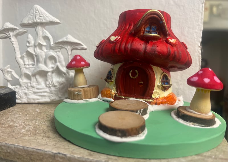 Kids Art and Craft Camp with Drawing, Ceramics and Suncatchers - Featured image