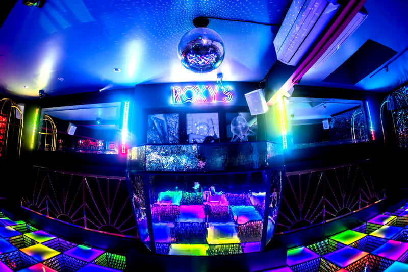 Striking Bar & Lounge for Celebrations in Marina - Gallery image