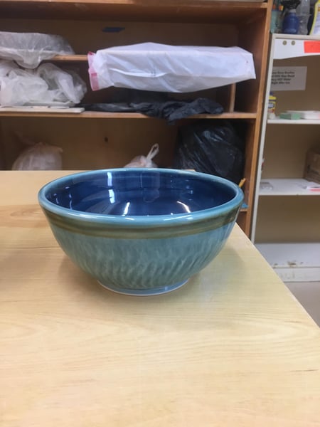 Wheel Throwing Team Event: Make Two Pieces and Pick Your Glazes - Gallery image