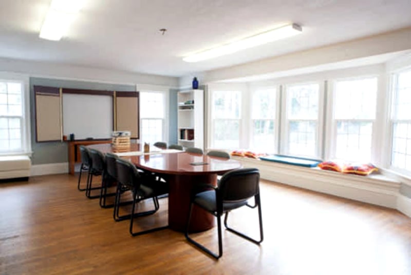 Intimate Meeting Room for Your Next Event in West of Twin Peaks - Gallery image