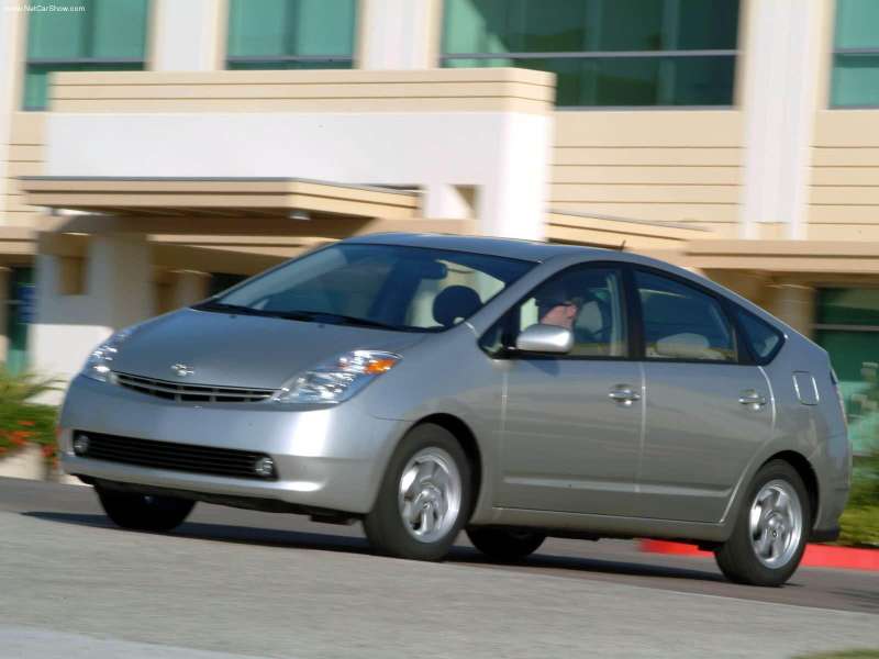 Toyota Prius Hybrid Luxury Rental for Celebrations & Group Travel - Gallery image
