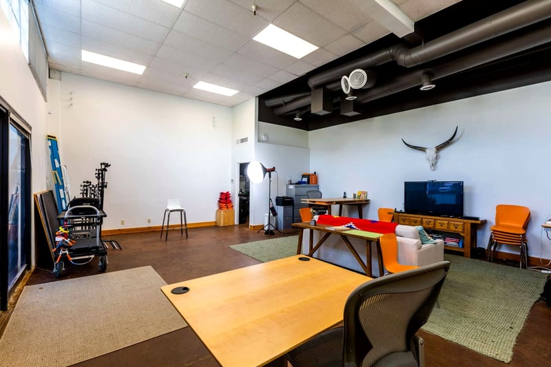 Intimate Photo & Video Studio for Celebrations - Gallery image