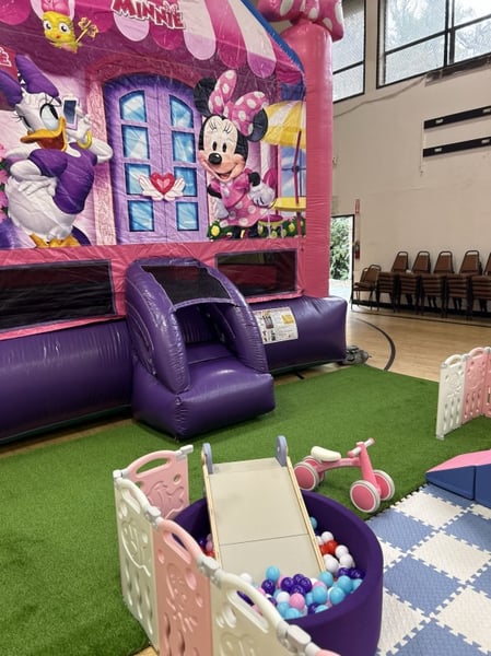 Minnie Bounce House + Soft Play Toddler Bundle Daily - Featured image
