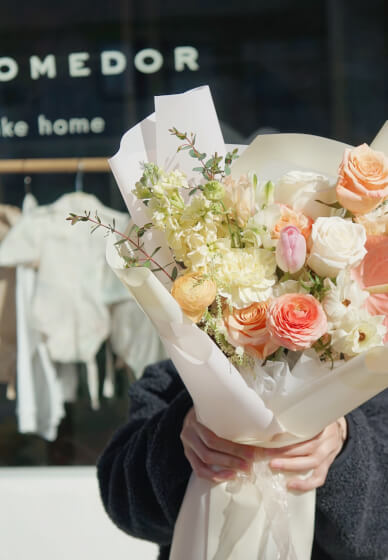 Advanced Floral Design Workshop for Team Creativity - Gallery image