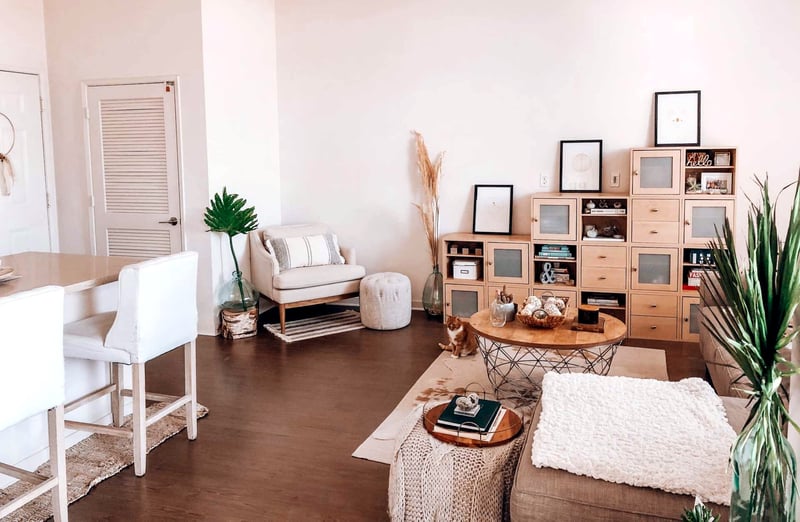 Loft with Vaulted Ceilings and Natural Light - Featured image