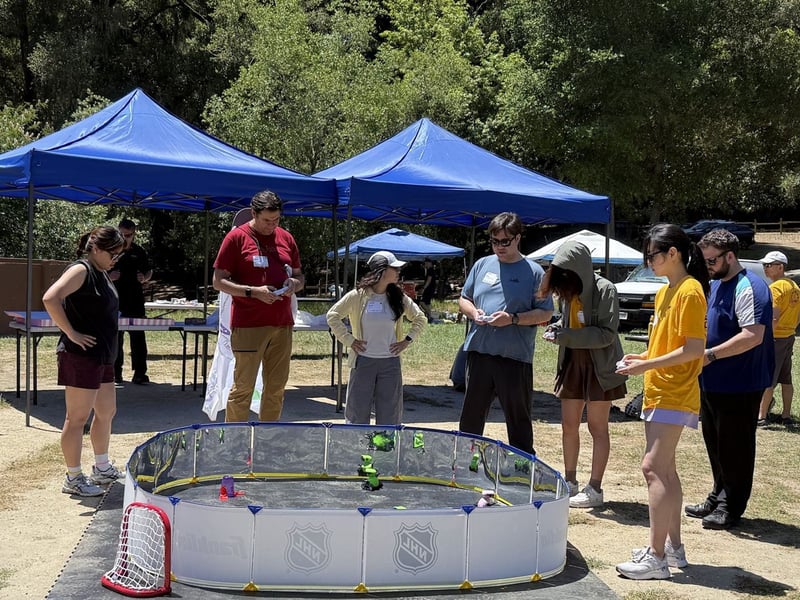 Team Building Experiences Robot Arena – Experiences – photo 3