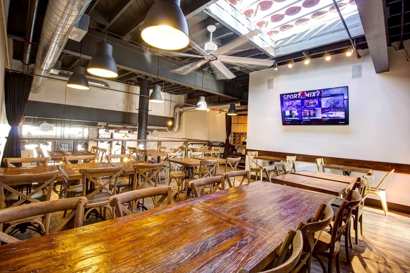 Breathtaking Restaurant for Events in Downtown - Gallery image