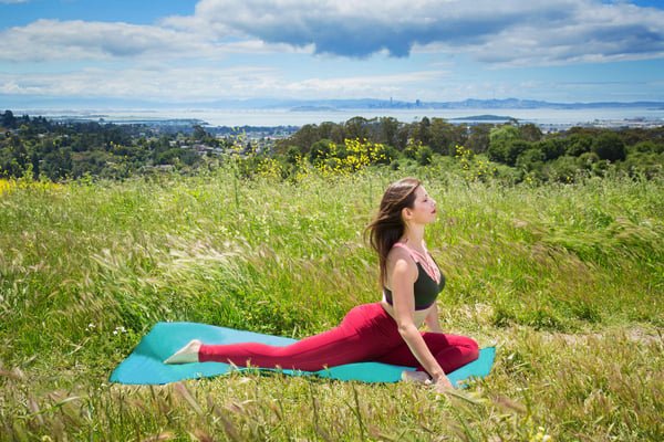 Lifestyle Portrait Photography Two-Hour Multi-Look Session - Anniversary in Alameda - Featured image