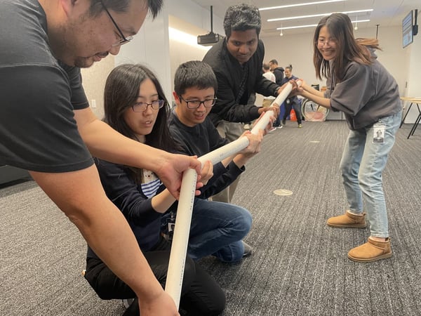 Minute to Win It Team Building – Experiences