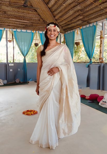 Hatha Vinyasa Flow Yoga with Breath and Intentional Holds - Gallery image