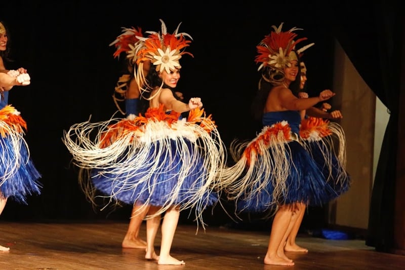 Hula Dancers | Polynesian Show