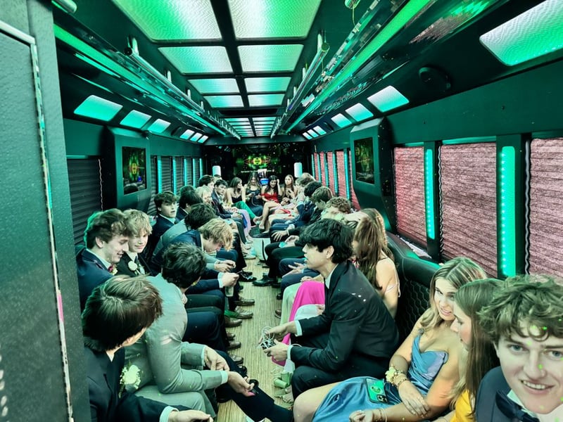 Executive Charter Bus with Restroom Rental for Up to 36 Guests - Gallery image