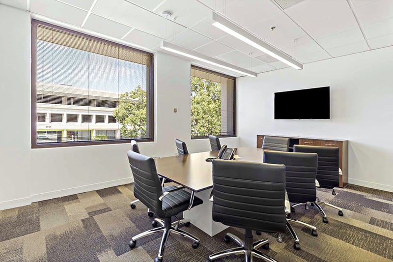 Radiant Meeting Room for Private Events - Gallery image